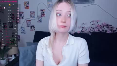 Snapshot of megan_chan chatting on 20, 2, 2026 Megan and Anna online show from 20, 2, 2026