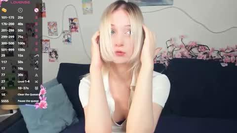 Snapshot of megan_chan chatting on 4, 3, 2026 Megan and Anna online show from 4, 3, 2026