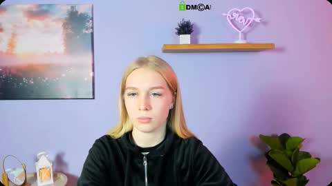 megan_cold online show from 19, 10, 2025