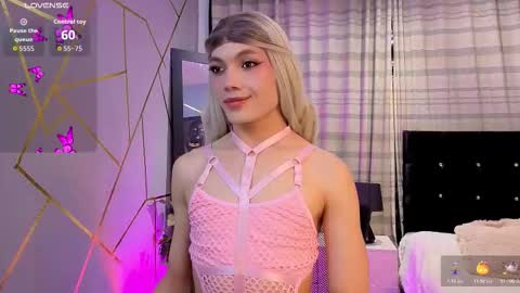 megan do santos online show from 5, 11, 2025