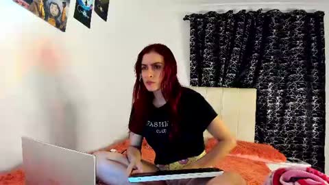 Snapshot of megan_hally chatting on 18, 6, 2026 Megan online show from 18, 6, 2026