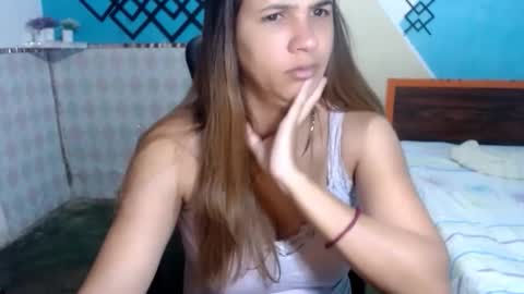 Snapshot of megan_little_ chatting on 10, 6, 2026 amanda online show from 10, 6, 2026