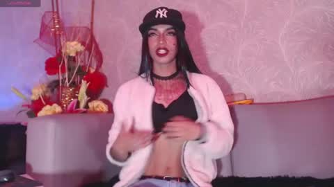 Snapshot of megan_queen12 chatting on 17, 6, 2026 megan_queen12 online show from 17, 6, 2026