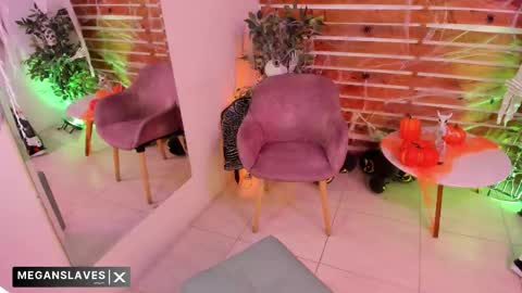 megan_raiin online show from 25, 10, 2025