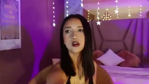 Snapshot of megan_saint chatting on 19, 6, 2026 megan_saint online show from 19, 6, 2026