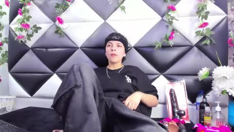 Snapshot of megan_thompsonn_ chatting on 2, 10, 2025 megan_thompsonn_ online show from 2, 10, 2025