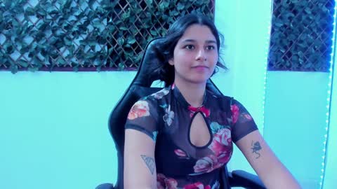Snapshot of megan_whitte_01 chatting on 6, 2, 2025 megan white 01  online show from 6, 2, 2025