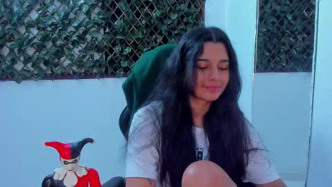 Snapshot of megan_whitte_01 chatting on 28, 2, 2025 megan white 01  online show from 28, 2, 2025