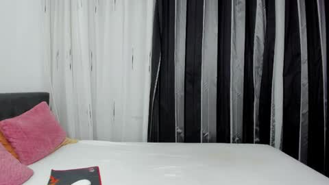 Snapshot of megancherrly chatting on 11, 3, 2026 megancherrly online show from 11, 3, 2026