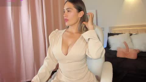  Megan  online show from 6, 4, 2026