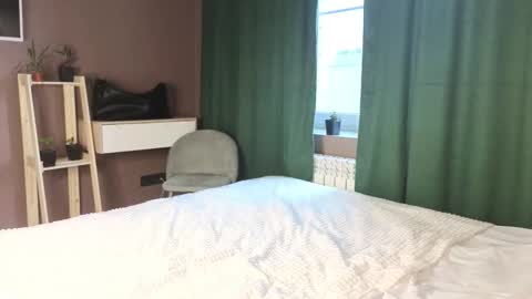 Michelle online show from 25, 10, 2025