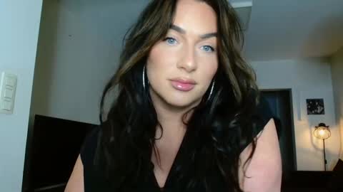 Megan Cox online show from 12, 1, 2025