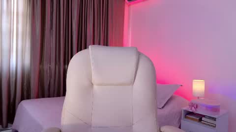 Megan M online show from 23, 6, 2026