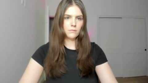 Snapshot of meganholly00 chatting on 13, 2, 2025 Megan online show from 13, 2, 2025