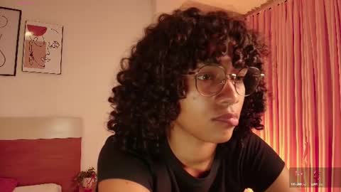 Snapshot of meganlux_1 chatting on 14, 6, 2026 - 29p online show from 14, 6, 2026