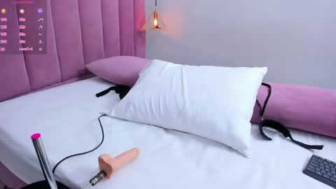 Snapshot of megansaenz_1 chatting on 21, 4, 2026 Megan online show from 21, 4, 2026