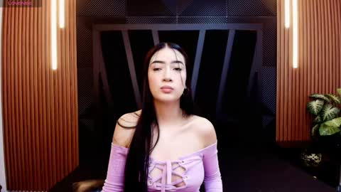 Snapshot of meggan_luxx chatting on 27, 3, 2026 MEGGAN LUXX online show from 27, 3, 2026
