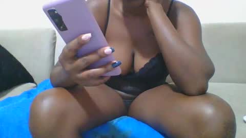 pretty online show from 11, 3, 2025