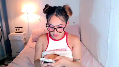 Snapshot of mel_rai14 chatting on 7, 7, 2026 mel_rai14 online show from 7, 7, 2026
