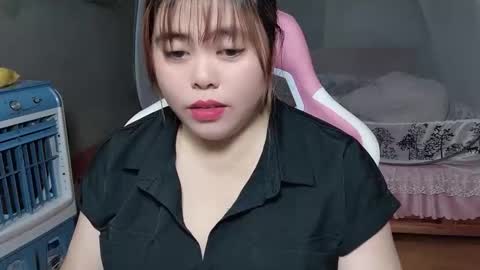 mela7386 online show from 18, 4, 2026