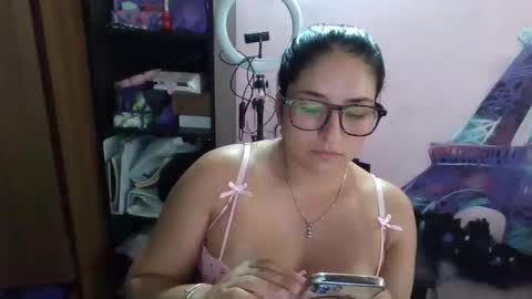 Snapshot of melani1103 chatting on 26, 2, 2026 melani1103 online show from 26, 2, 2026