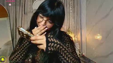 Snapshot of melani_sunny chatting on 7, 7, 2026 Melani sunny online show from 7, 7, 2026