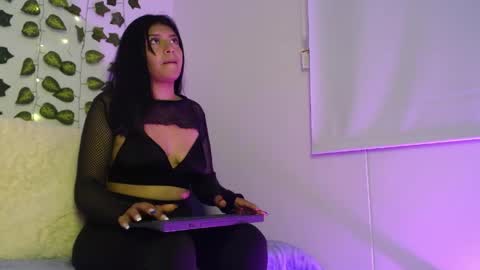 melanie online show from 27, 5, 2026