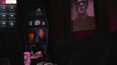 Snapshot of melanie_nyx chatting on 14, 5, 2026 Mel online show from 14, 5, 2026