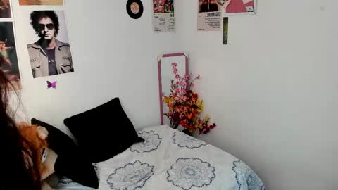 mel  online show from 20, 2, 2025