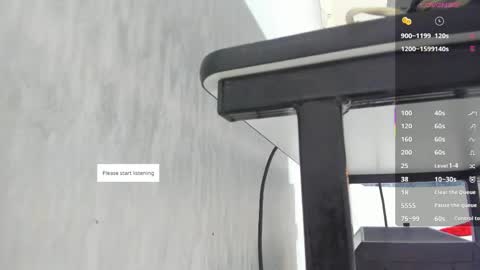 Snapshot of melanierioss_ chatting on 10, 5, 2026 online show from 10, 5, 2026