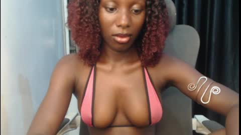 Snapshot of melanine_floral chatting on 6, 4, 2026 Praiz online show from 6, 4, 2026