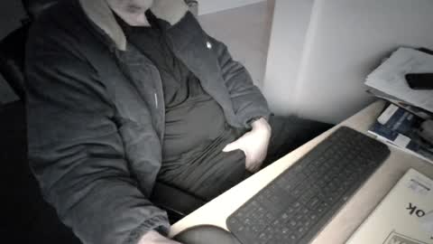 Snapshot of melbguy_075 chatting on 28, 7, 2026 melbguy_075 online show from 28, 7, 2026