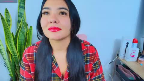    Independent model online show from 26, 5, 2026