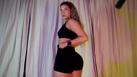 MelinaSmith  online show from 5, 6, 2026