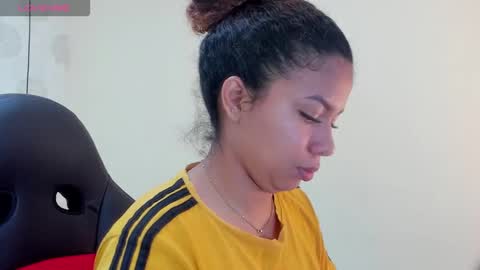 M E L I N A  online show from 1, 11, 2025