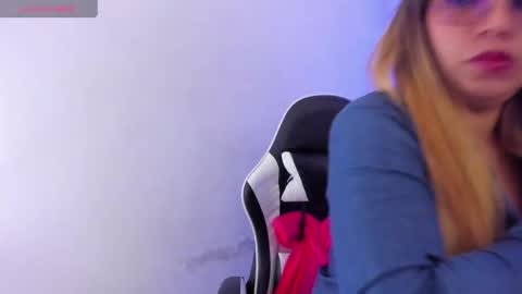 Snapshot of melisa_14 chatting on 28, 5, 2026 Melisa online show from 28, 5, 2026