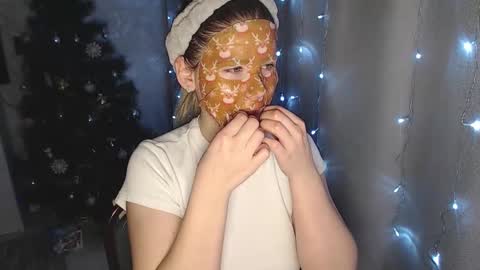 Snapshot of melissa__ray chatting on 29, 12, 2024 Melissa  Ray online show from 29, 12, 2024