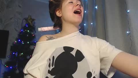 Snapshot of melissa__ray chatting on 31, 12, 2024 Melissa  Ray online show from 31, 12, 2024