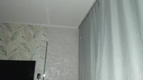 Snapshot of melissa__ray chatting on 4, 2, 2025 Melissa  Ray online show from 4, 2, 2025