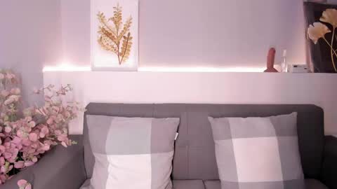 Snapshot of melissa__saenz_ chatting on 20, 4, 2026 M E L I S S A online show from 20, 4, 2026