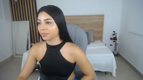 Snapshot of melissa_lenox chatting on 7, 7, 2026 melissa_lenox online show from 7, 7, 2026