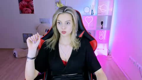 Snapshot of melissa_richardson chatting on 17, 2, 2025 Melissa online show from 17, 2, 2025