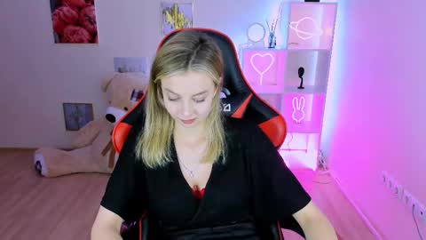 Snapshot of melissa_richardson chatting on 18, 2, 2025 Melissa online show from 18, 2, 2025