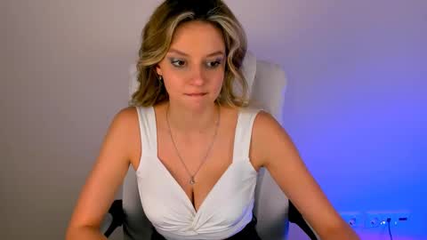 Snapshot of melissa_richardson chatting on 11, 3, 2025 Melissa online show from 11, 3, 2025