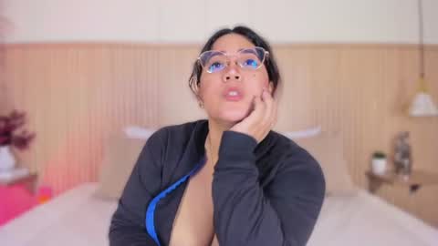 Snapshot of melissakarterrs chatting on 23, 7, 2026 M E L I S S A online show from 23, 7, 2026