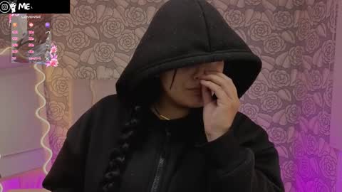 Snapshot of mellani_tay chatting on 1, 10, 2025 Mellani  online show from 1, 10, 2025