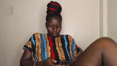 Snapshot of mellanin_pretty_ chatting on 7, 7, 2026 . online show from 7, 7, 2026