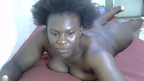 Snapshot of mellanine_ebony chatting on 13, 3, 2026 mellanine_ebony online show from 13, 3, 2026