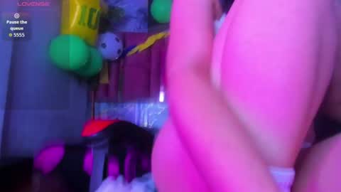 melllks online show from 9, 7, 2026