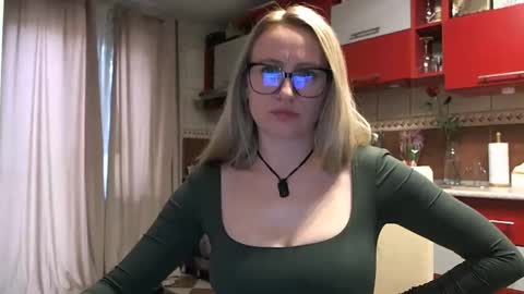 Melly online show from 5, 3, 2026